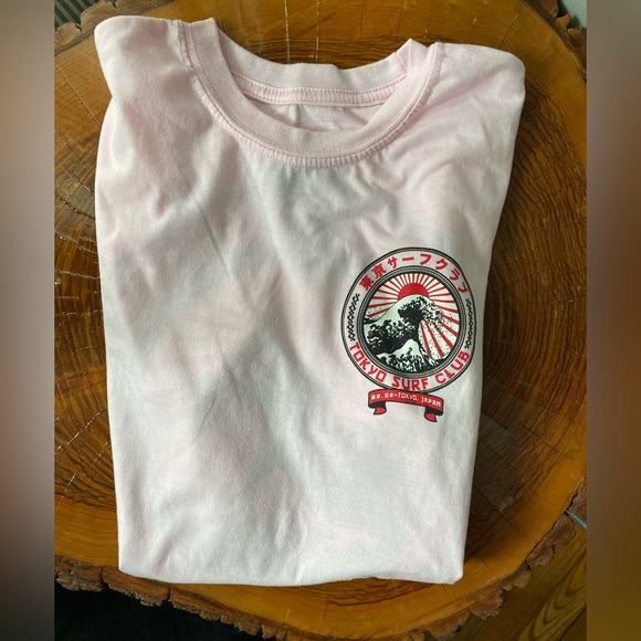 Fresh Laundry Tokyo Surf Shop Pink Long Sleeve T Shirt. NWOT. Small. - Picture 3 of 6